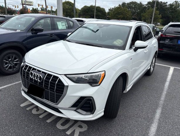 2022 Audi Q3 Premium 45 TFSI S line quattro Tiptronic