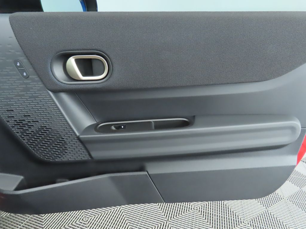 Thumbnail: 2025 MINI Cooper - 25