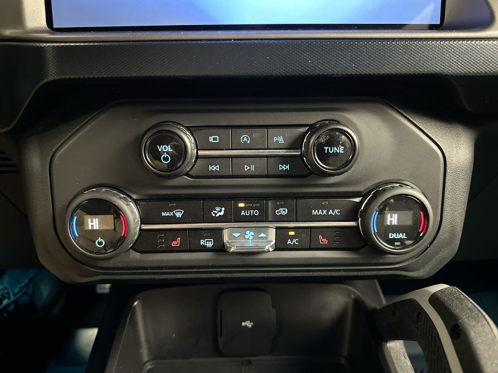 Thumbnail: 2023 Ford Bronco - 12