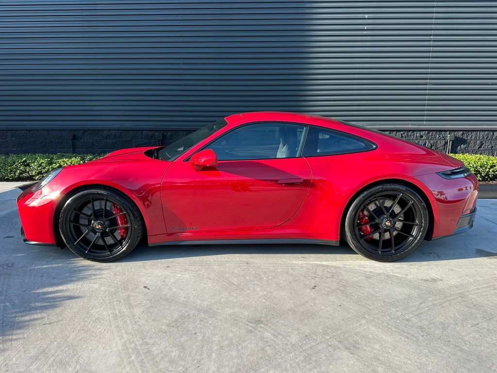 Thumbnail: 2026 Porsche 911 - 2