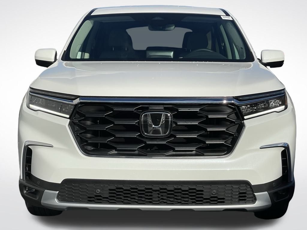 Thumbnail: 2025 Honda Pilot - 9