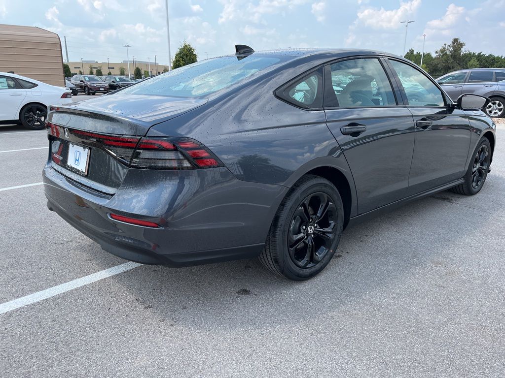 Thumbnail: 2025 Honda Accord - 3