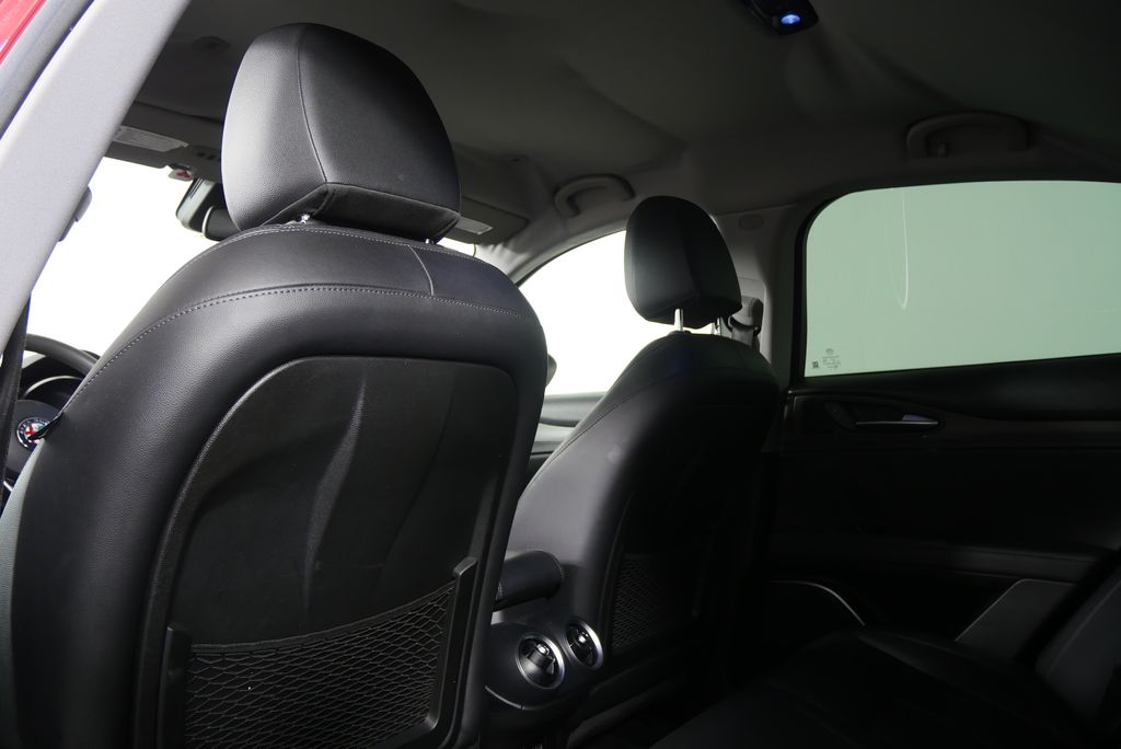 Thumbnail: 2018 Alfa Romeo Stelvio - 17