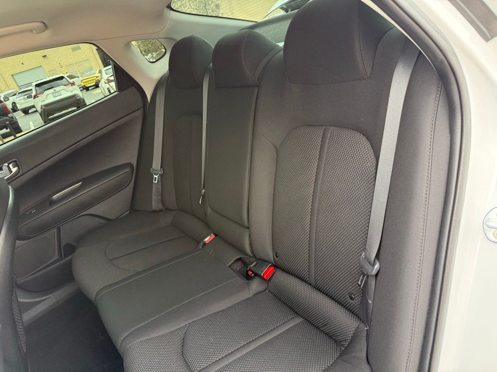 Thumbnail: 2020 Kia Optima - 22