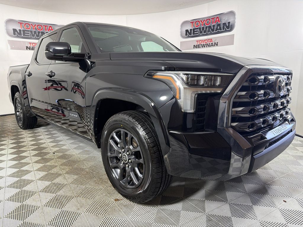 2023 Toyota Tundra Platinum CrewMax Cab 4WD