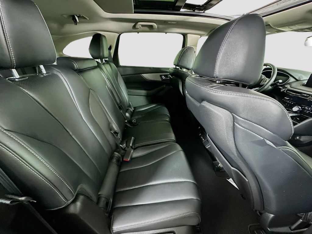 used 2023 Acura MDX car, priced at $39,499