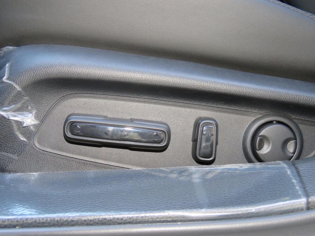 Thumbnail: 2025 Honda Accord - 10