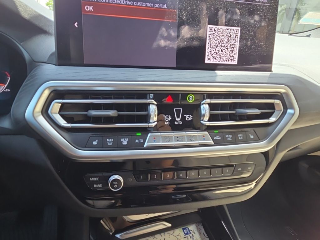 Used 2024 Blue BMW xDrive30i image 20