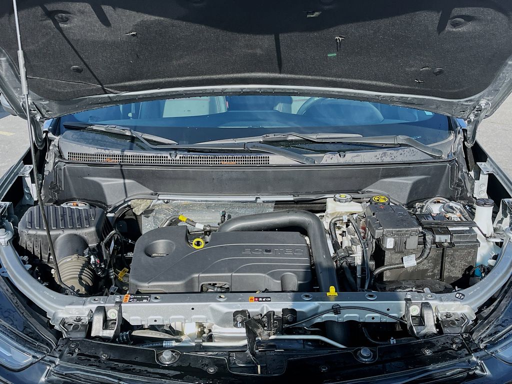 Used 2024 Gray Chevrolet RS image 33