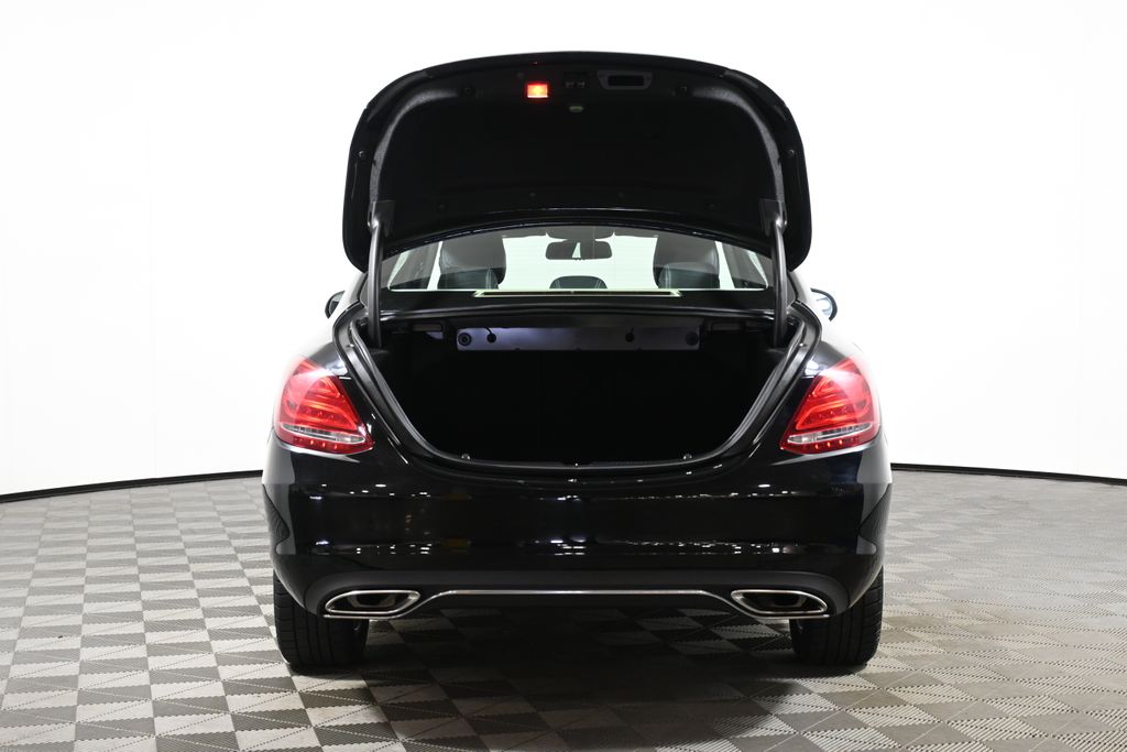 2015 Mercedes-Benz C-Class C 300 31