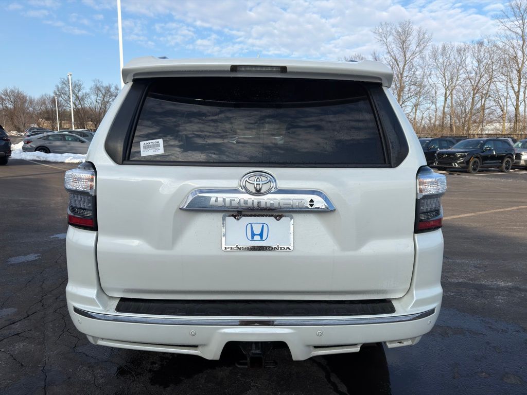 Thumbnail: 2019 Toyota 4Runner - 4
