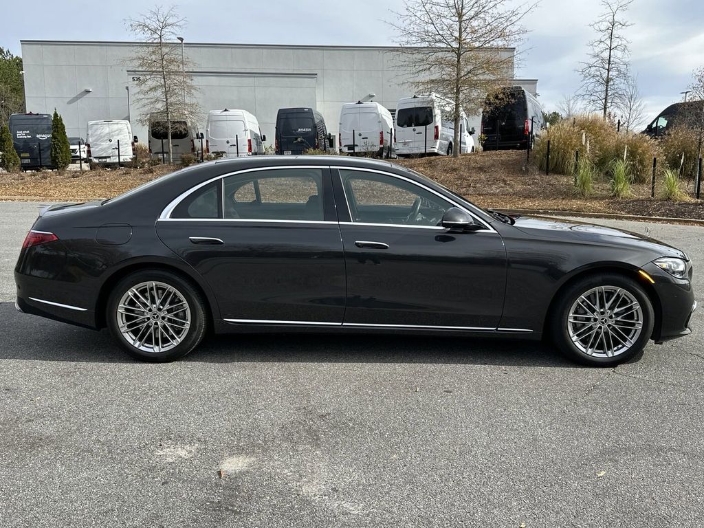 2022 Mercedes-Benz S-Class S 580 9