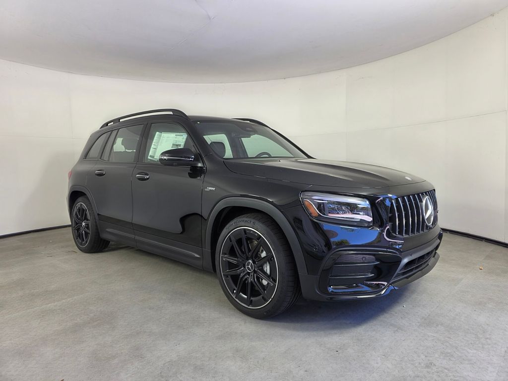 2026 Mercedes-Benz GLB 2026 Mercedes-Benz GLB GLB 35 AMG® 4D Sport Utility