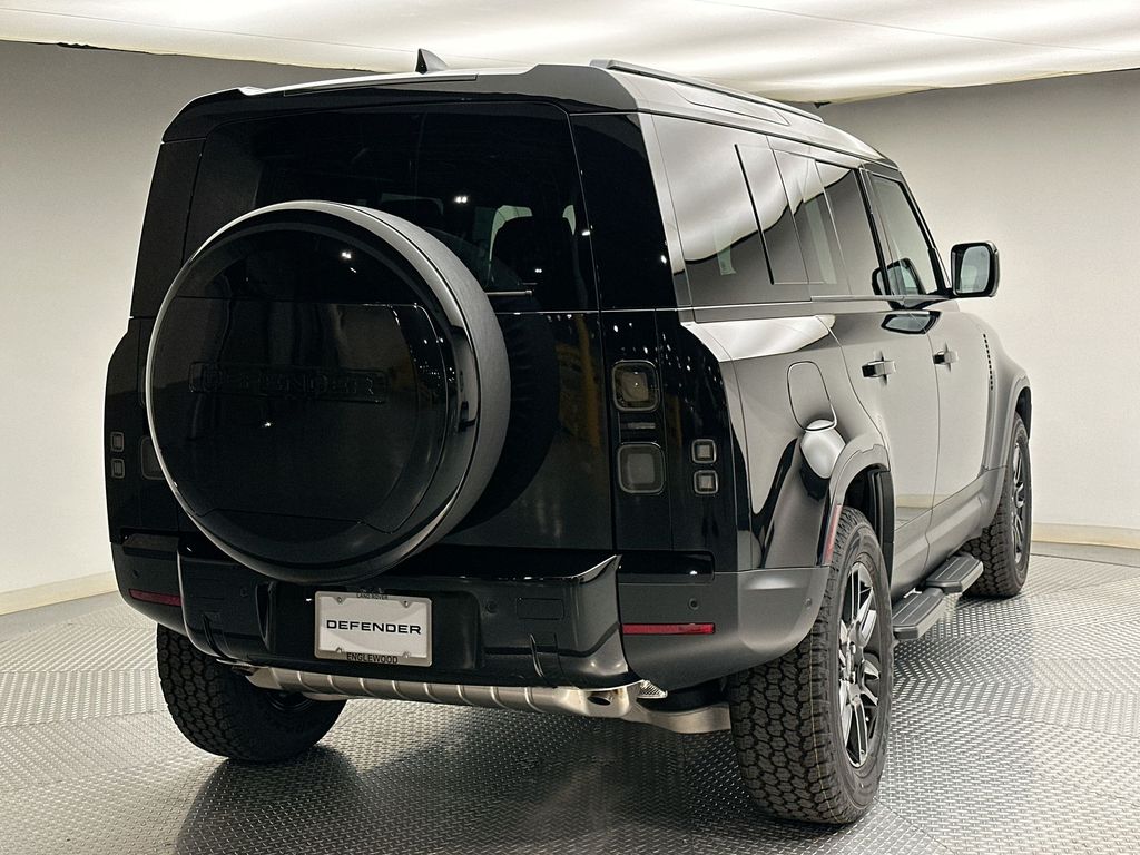 Thumbnail: 2026 Land Rover Defender - 3