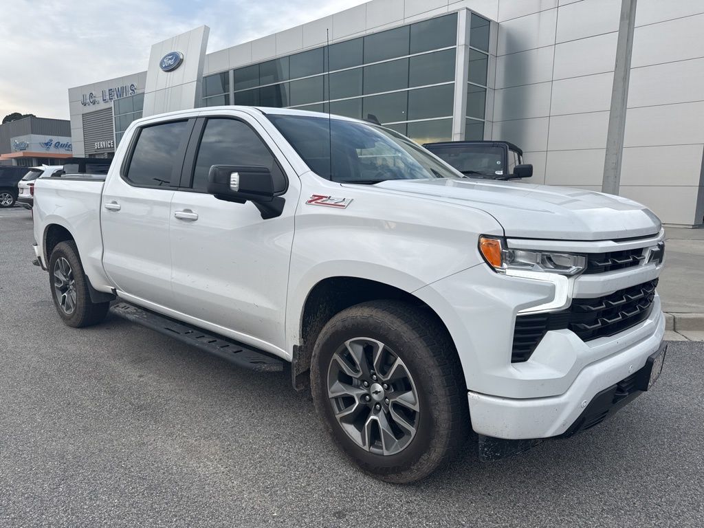 2025 Chevrolet Silverado 1500 RST