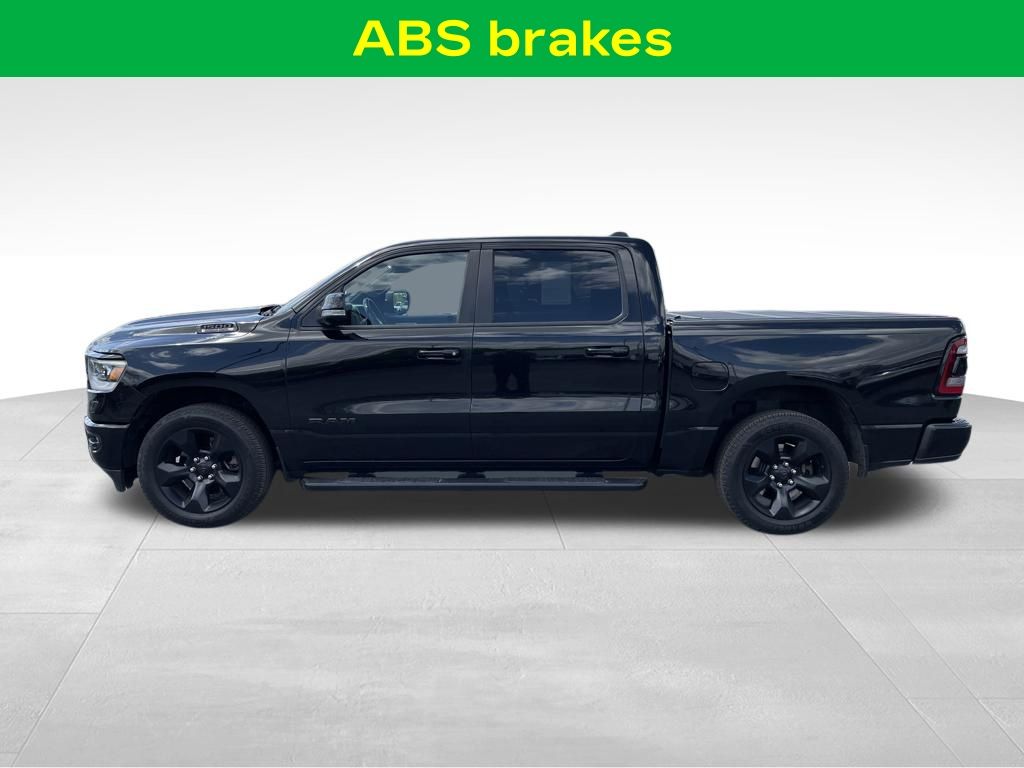 View vehicle photo 7
