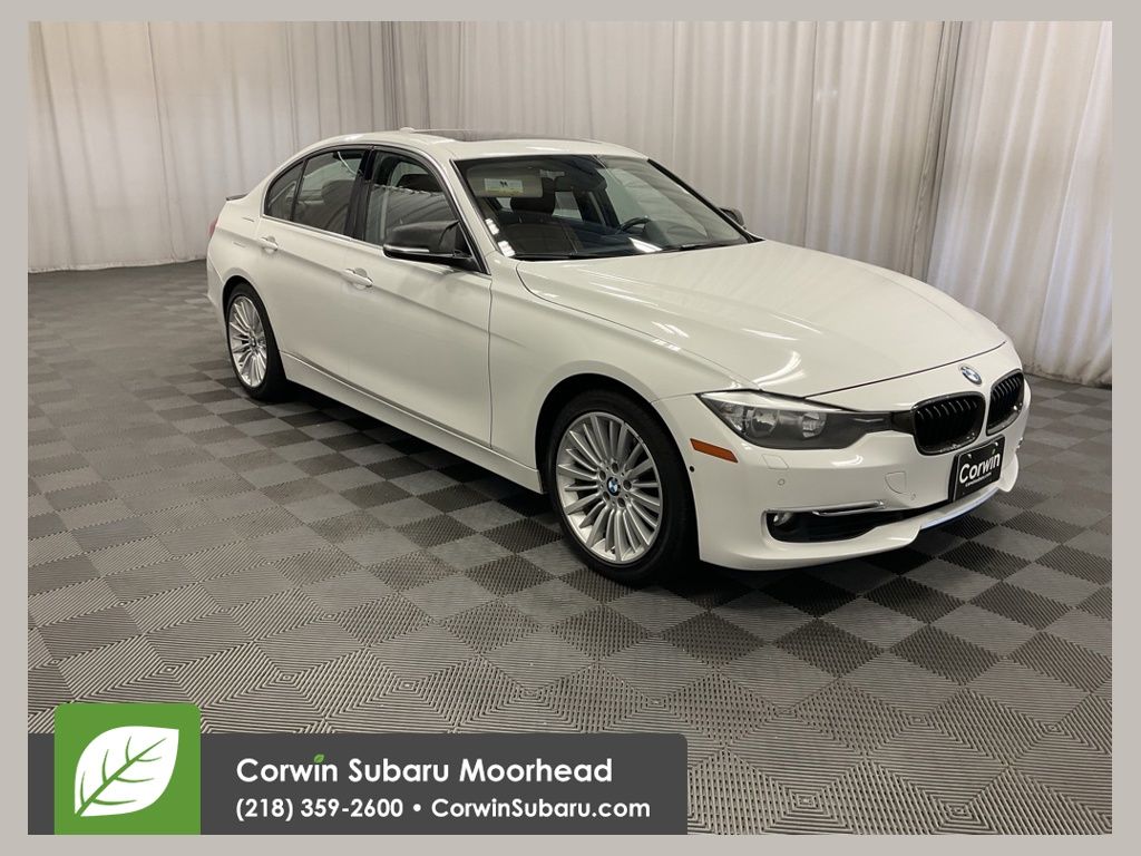 Alpine White 2013 BMW 3 Series Sedan All-Wheel Drive 8-Speed Automatic