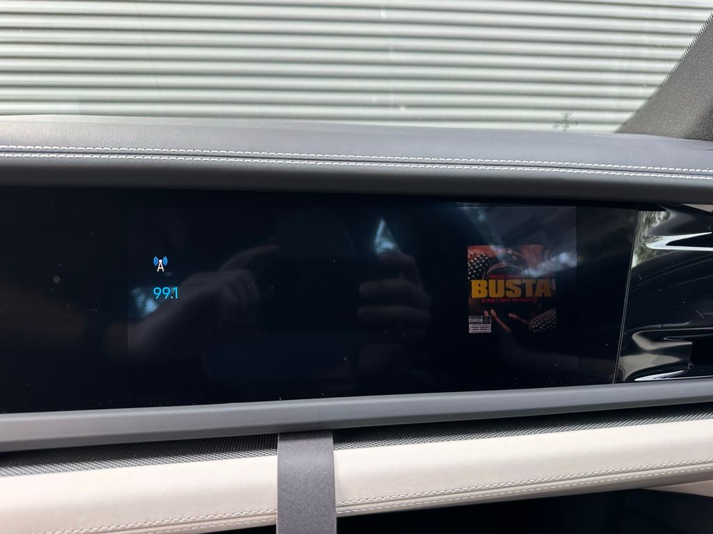 Thumbnail: 2026 Porsche Panamera - 30