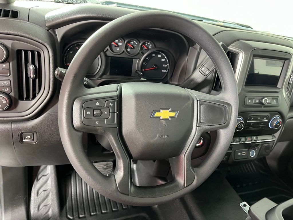 Thumbnail: 2026 Chevrolet Silverado 2500 - 23