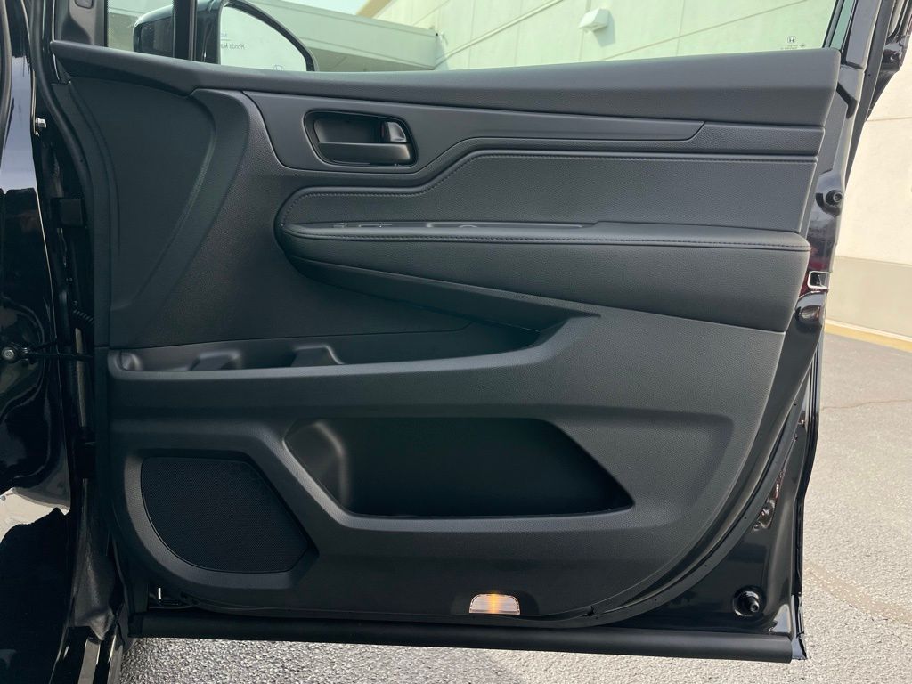 Thumbnail: 2026 Honda Odyssey - 27