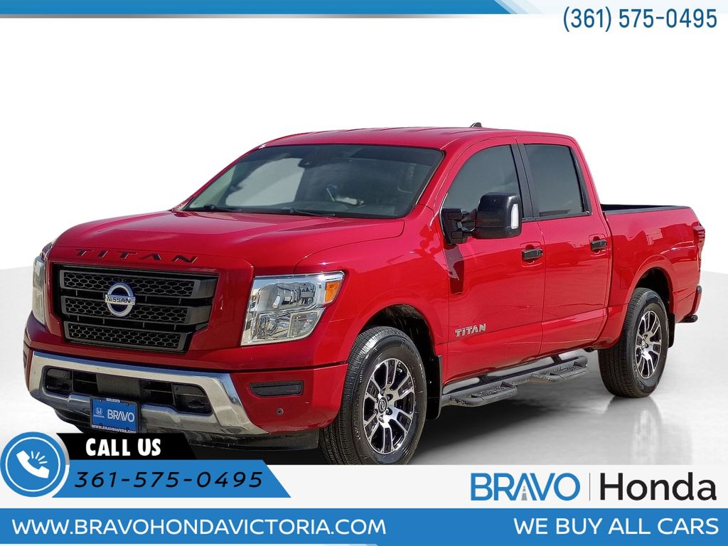 2022 Nissan Titan SV Crew Cab 4WD