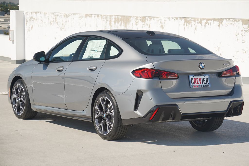 Thumbnail: 2026 BMW 2 Series - 7