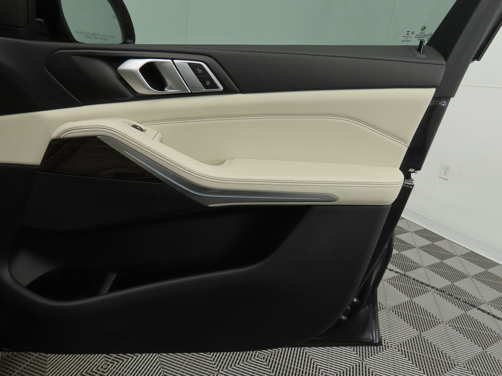 Thumbnail: 2019 BMW X5 - 25