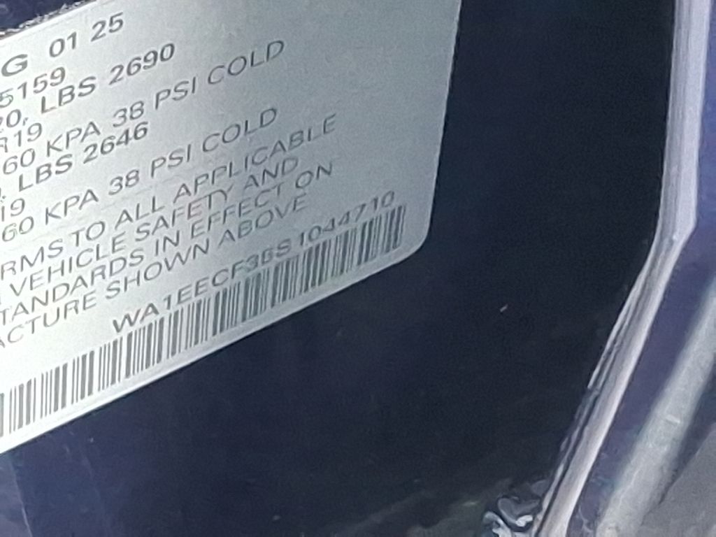 Thumbnail: 2025 Audi Q3 - 27