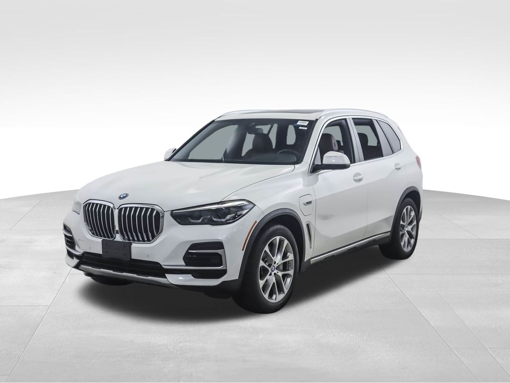 Thumbnail: 2023 BMW X5 - 1