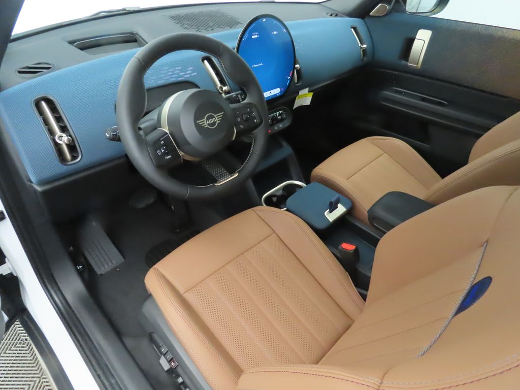2025 MINI Cooper Countryman Iconic 10
