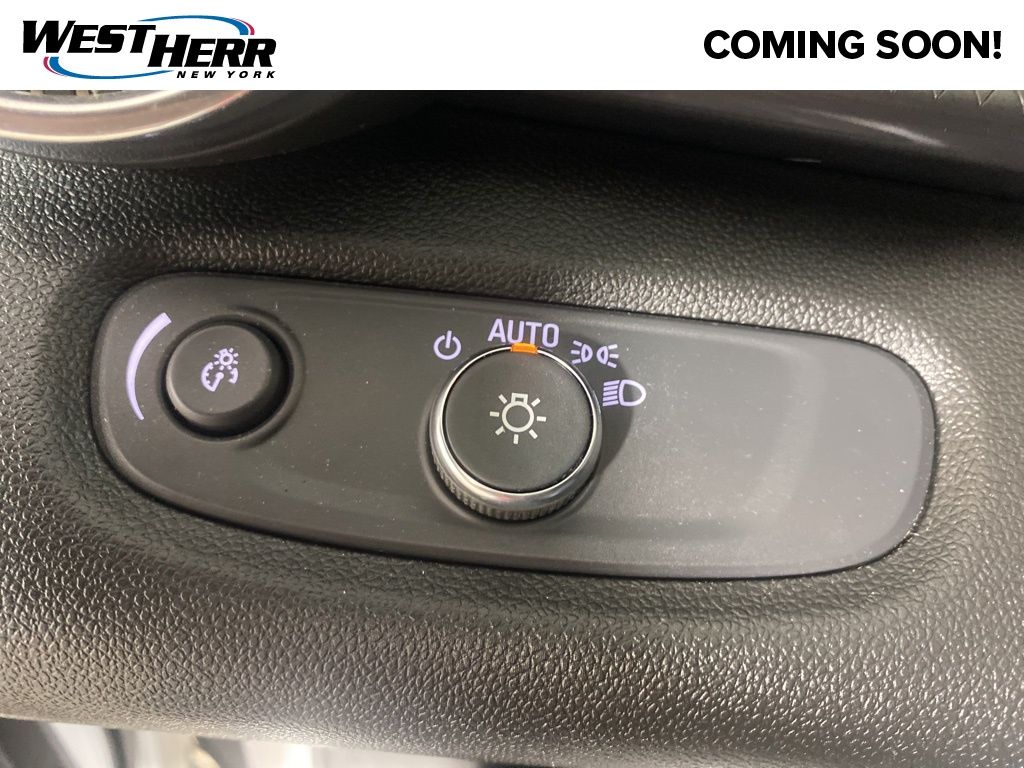 Used 2024 White Chevrolet ACTIV image 12