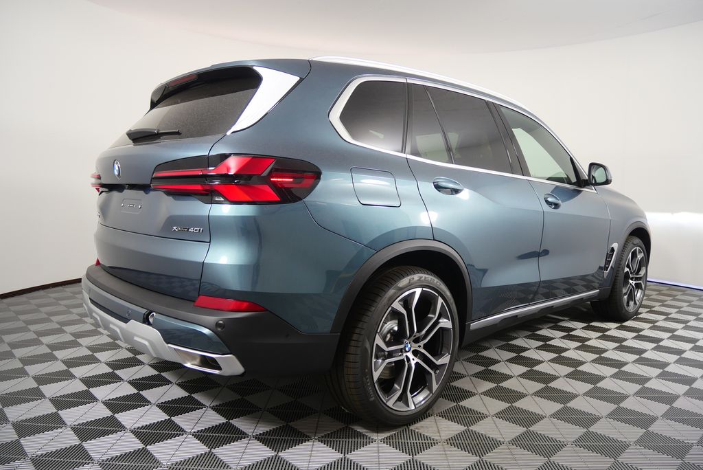 Thumbnail: 2026 BMW X5 - 3