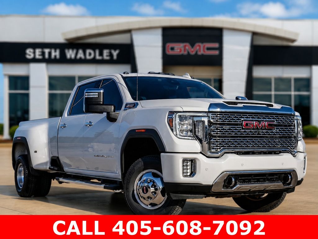 Summit White 2022 GMC Sierra 3500HD Denali Crew Cab 4WD Pickup Truck Four-Wheel Drive Automatic