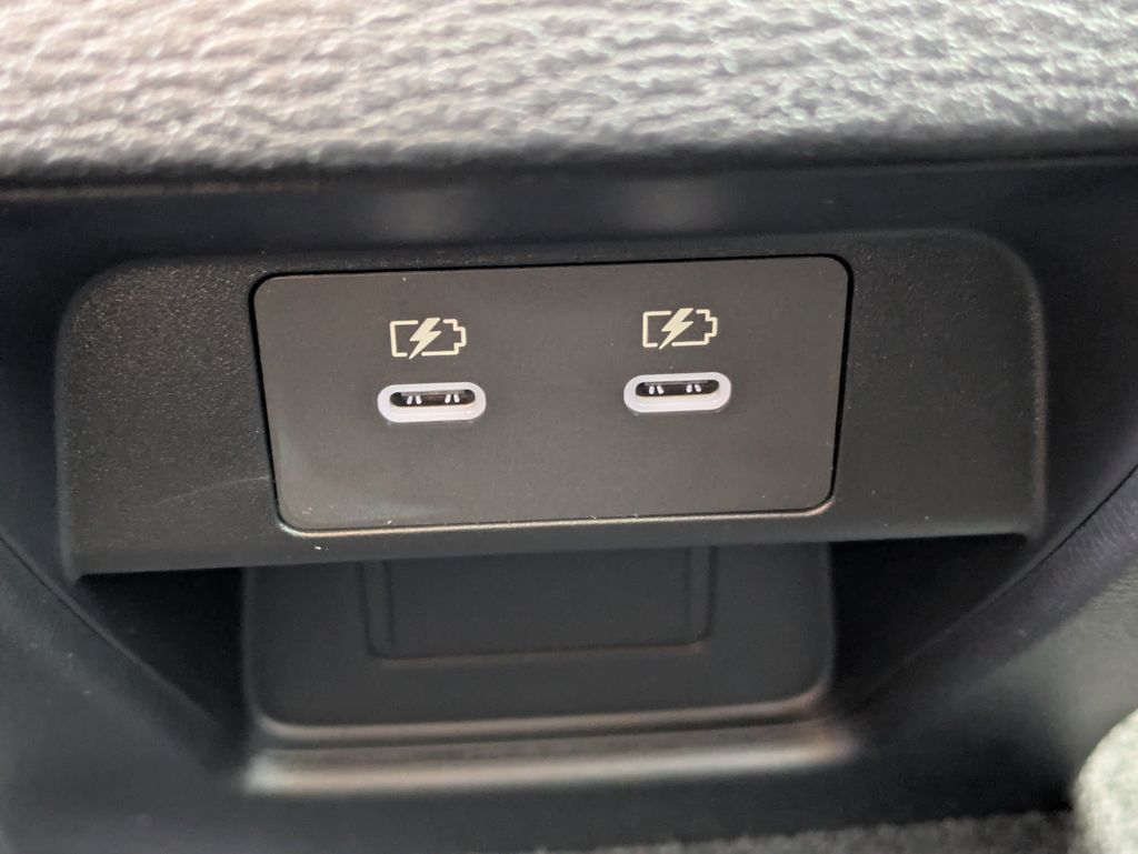 2025 Mitsubishi Outlander SEL - Photo 13