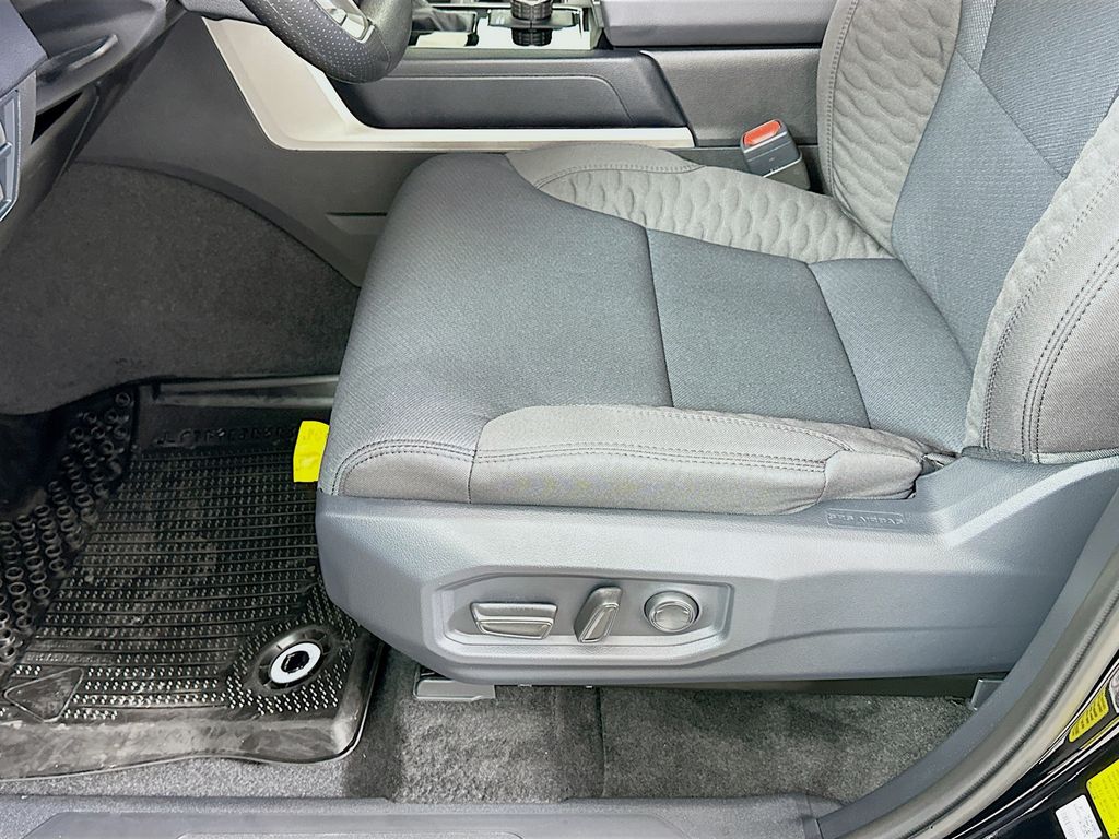 Thumbnail: 2026 Toyota Tundra - 19