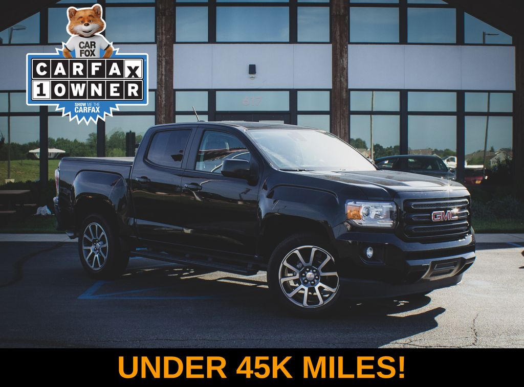 Onyx Black 2017 GMC Canyon Pickup Truck Four-Wheel Drive 8-Speed Automatic
