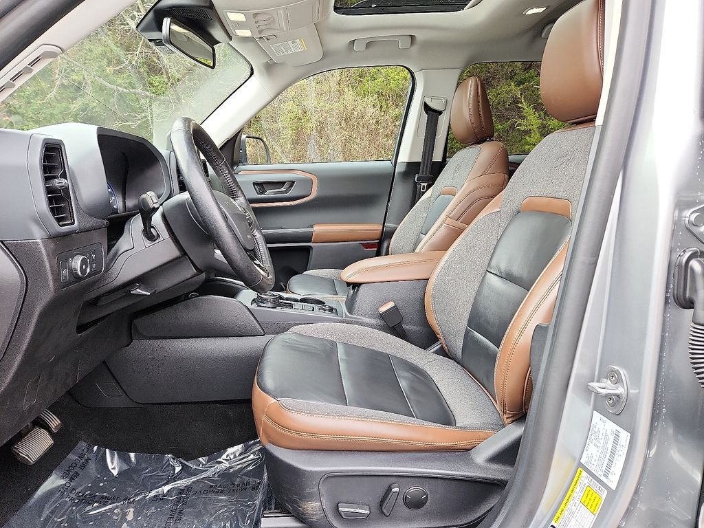 Thumbnail: 2022 Ford Bronco Sport - 13