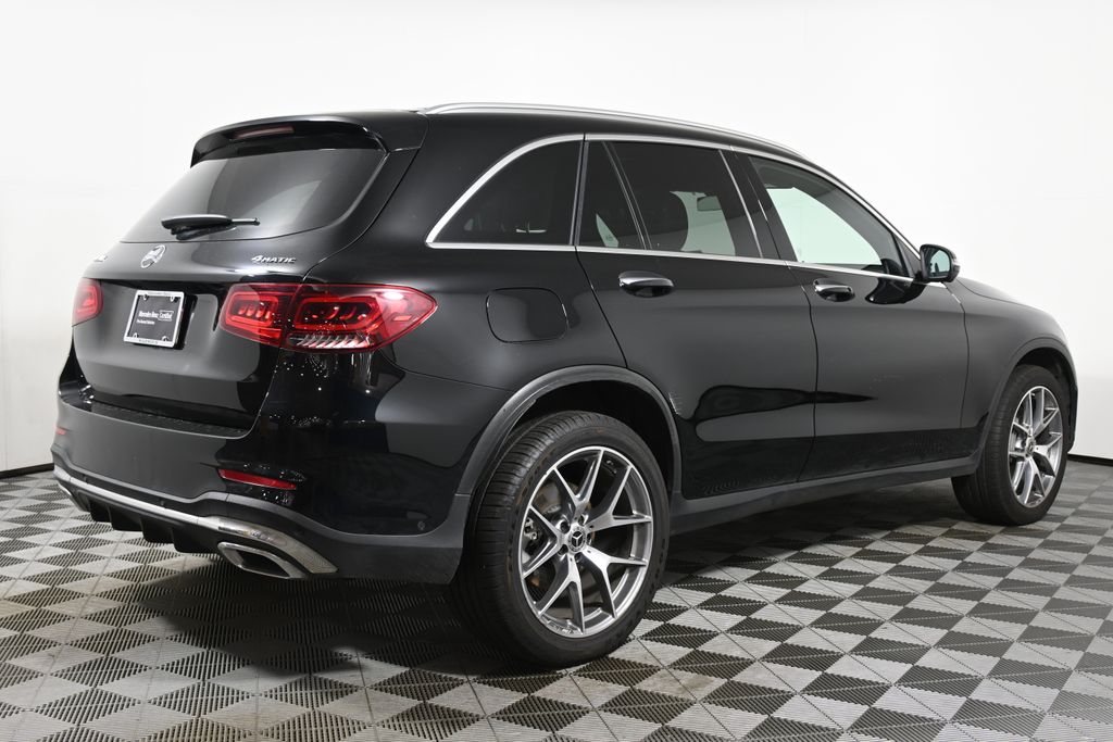 Thumbnail: 2022 Mercedes-Benz GLC - 10