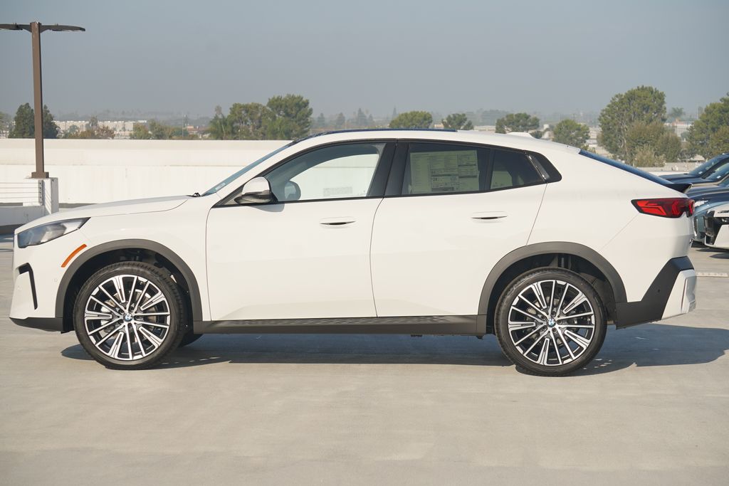 Thumbnail: 2026 BMW X2 - 4