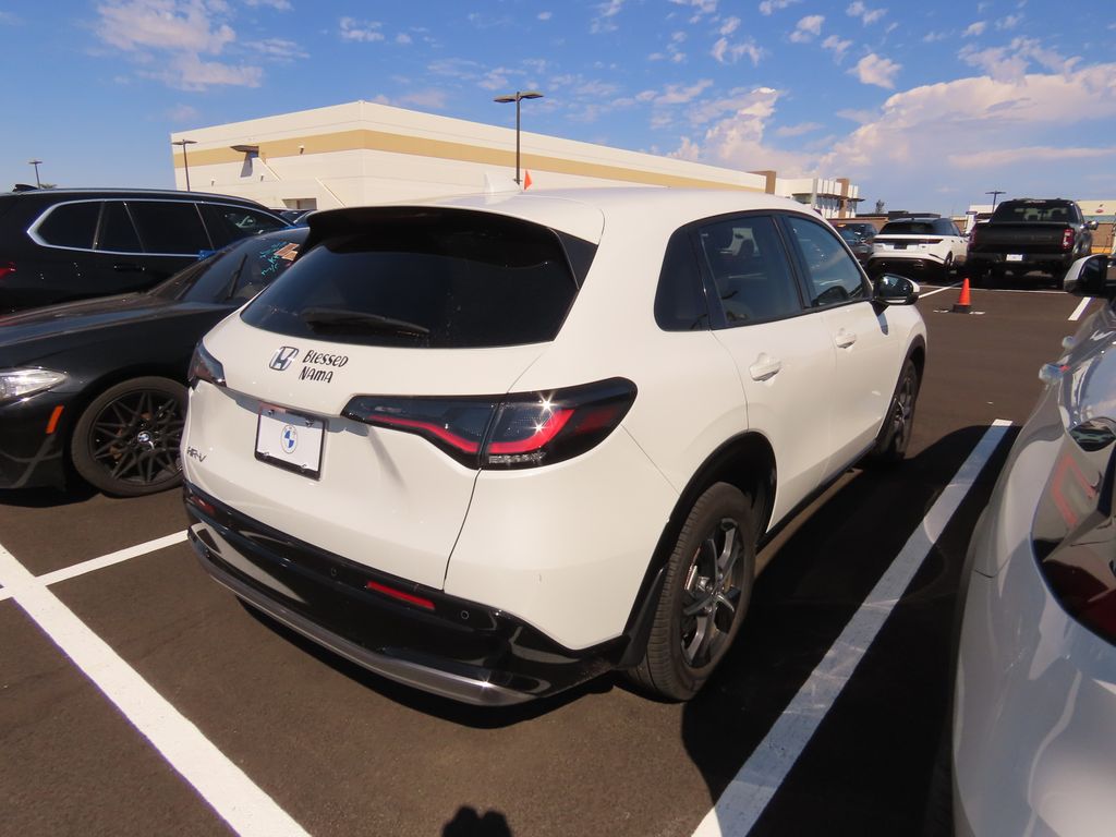 Thumbnail: 2023 Honda HR-V - 3