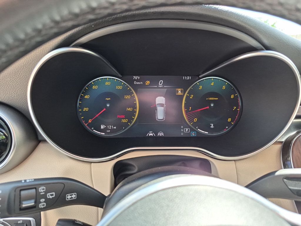 Used Car 2022 Mercedes-benz Glc  Glc 300 For Sale Under $35,000 In Austin, Texas