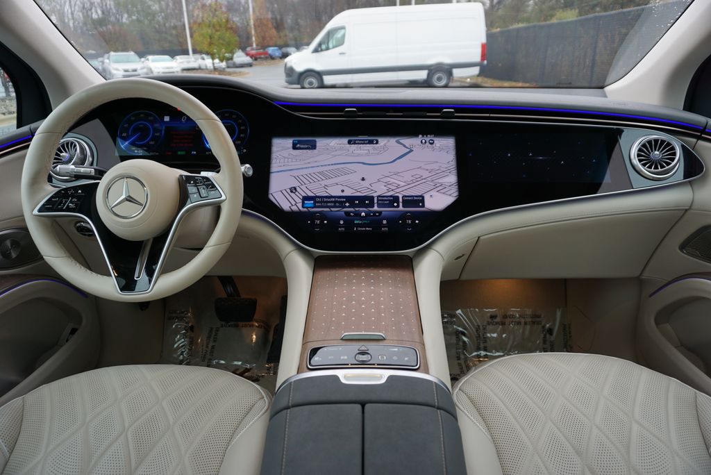 Thumbnail: 2023 Mercedes-Benz EQS - 17