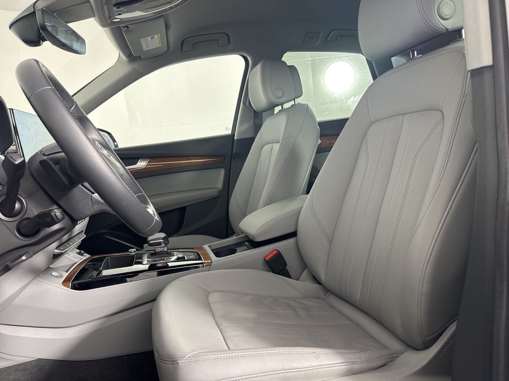 2023 Audi Q5 e Premium 7