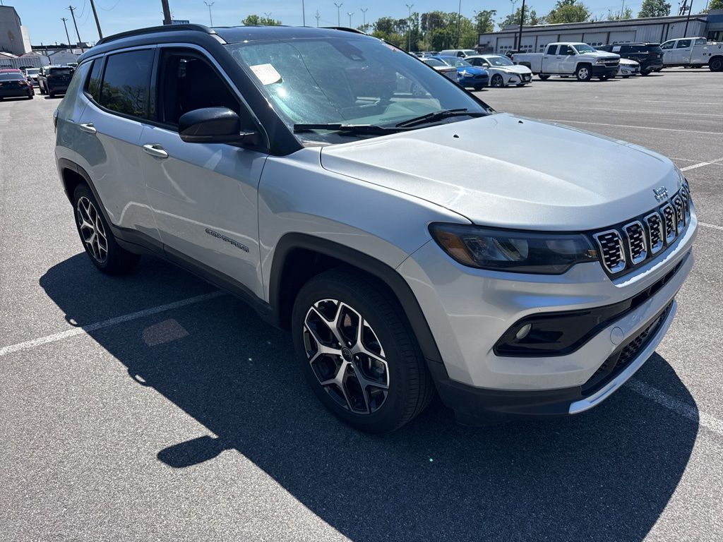 Silver Zynith Metallic Clearcoat 2025 Jeep Compass Limited 4WD SUV / Crossover Four-Wheel Drive 8-Speed Automatic