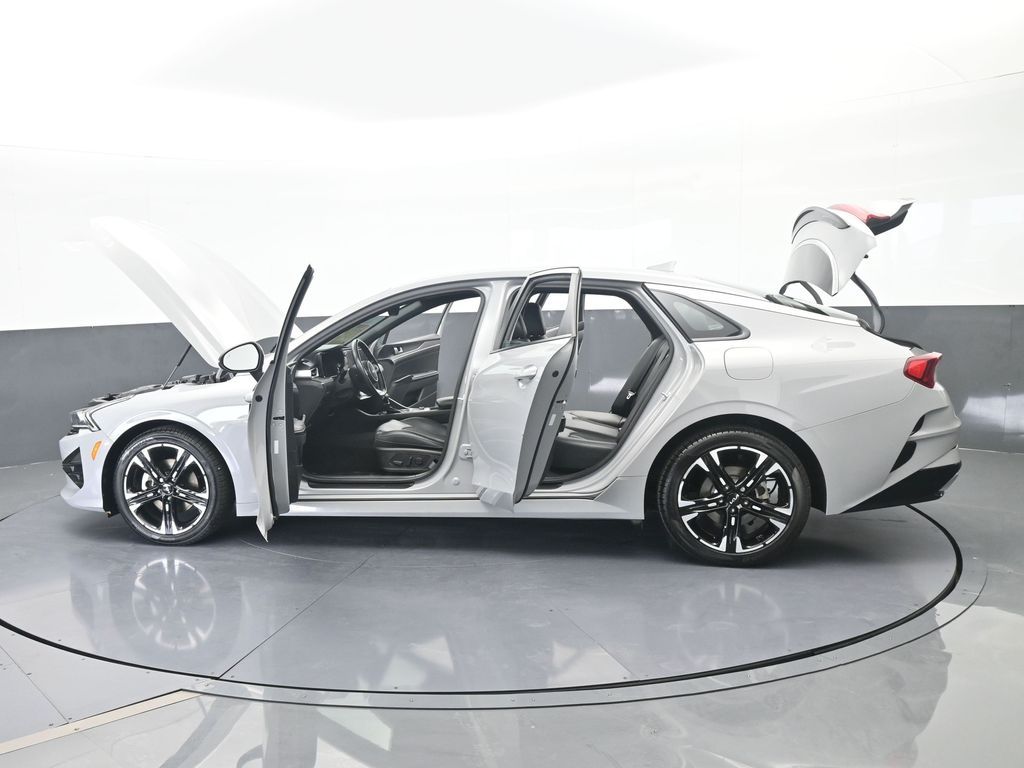 Used 2023 Wolf Gray Kia GT-Line image 70