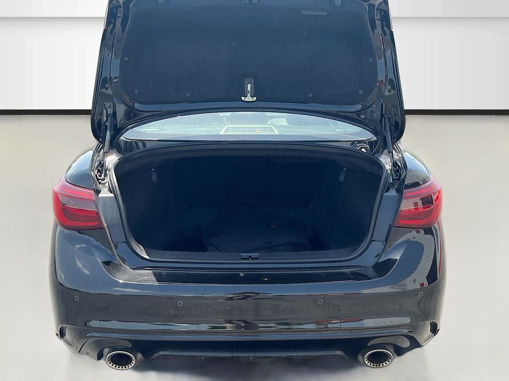 Used 2022 Black INFINITI Red Sport 400 image 27