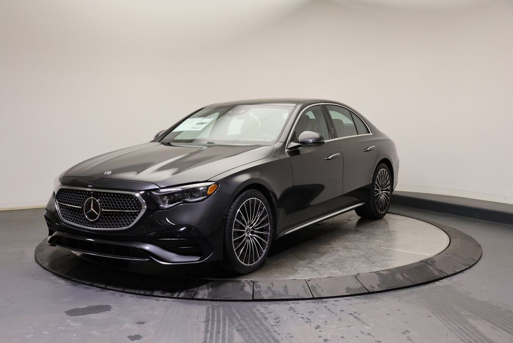 Thumbnail: 2026 Mercedes-Benz E-Class - 3