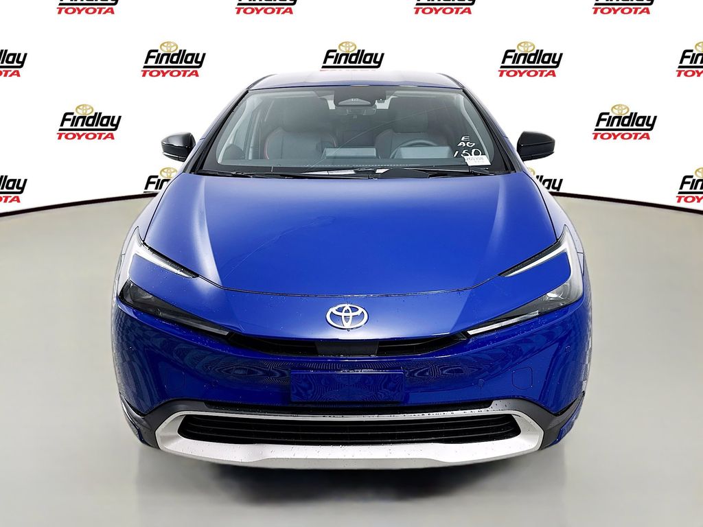 2026 Toyota Prius Plug-in Hybrid SE - Photo 2