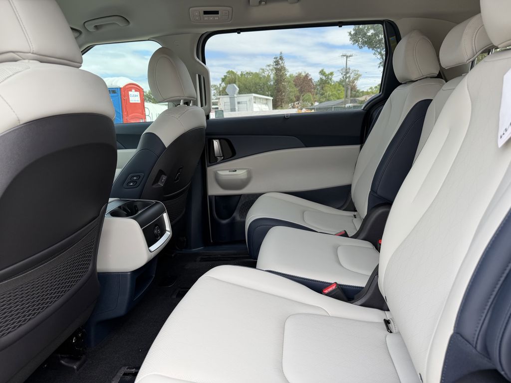 new 2026 Kia Carnival car, priced at $38,089