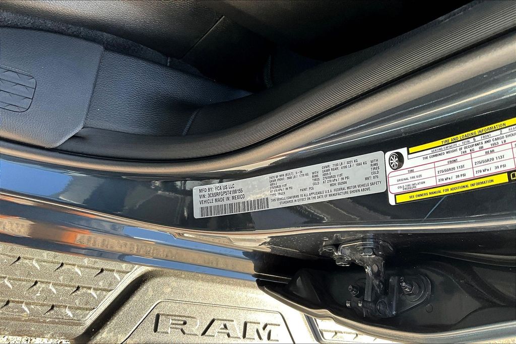 2026 RAM 1500 Express - Photo 9